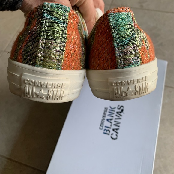 CONVERSE CHUCK TAYLOR. One-of-a-kind. Custom-designed. - Picture 7 of 13